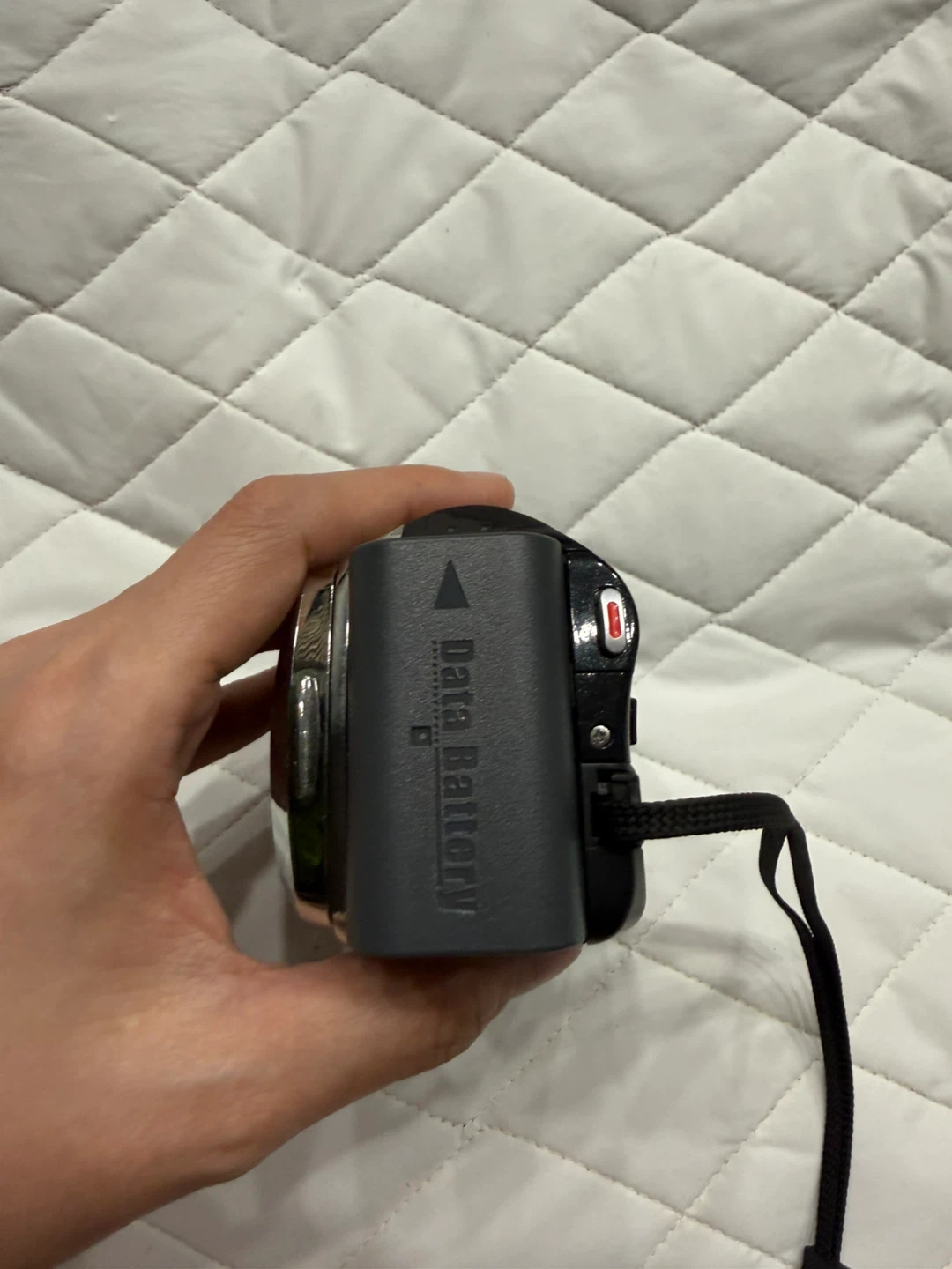 JVC Everio Dual Memory Camcorder GZ-MS120BU no charger cable - photo 4