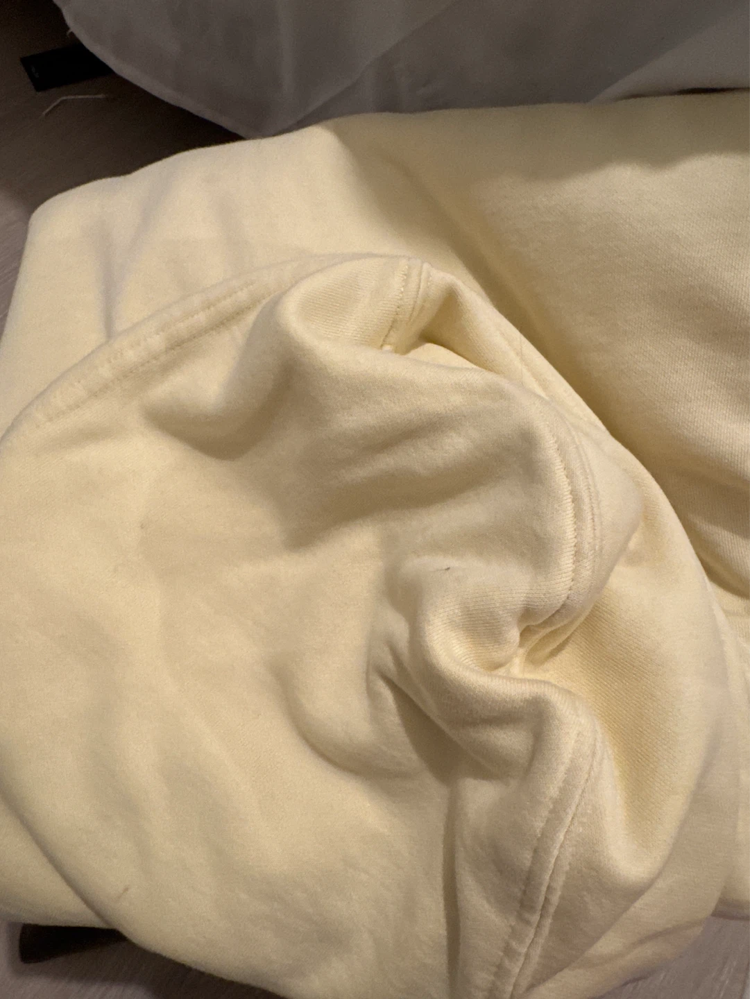 Butter yellow hoodie - photo 4