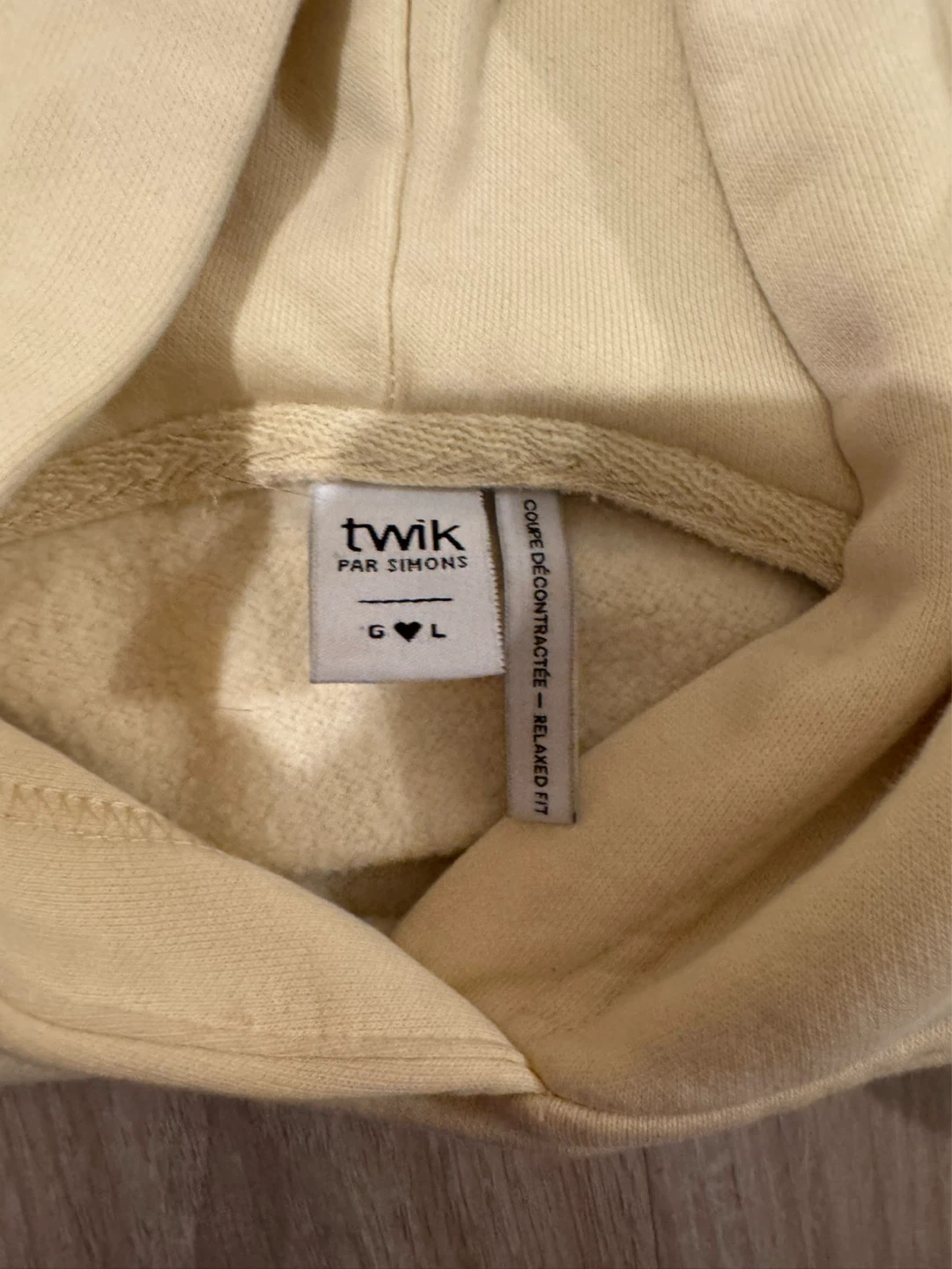 Butter yellow hoodie - photo 3
