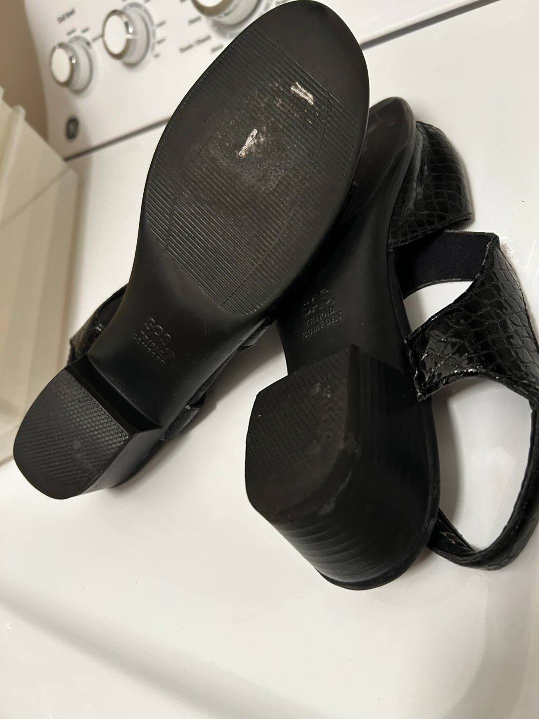 SAS Black Leather Sandals - photo 3