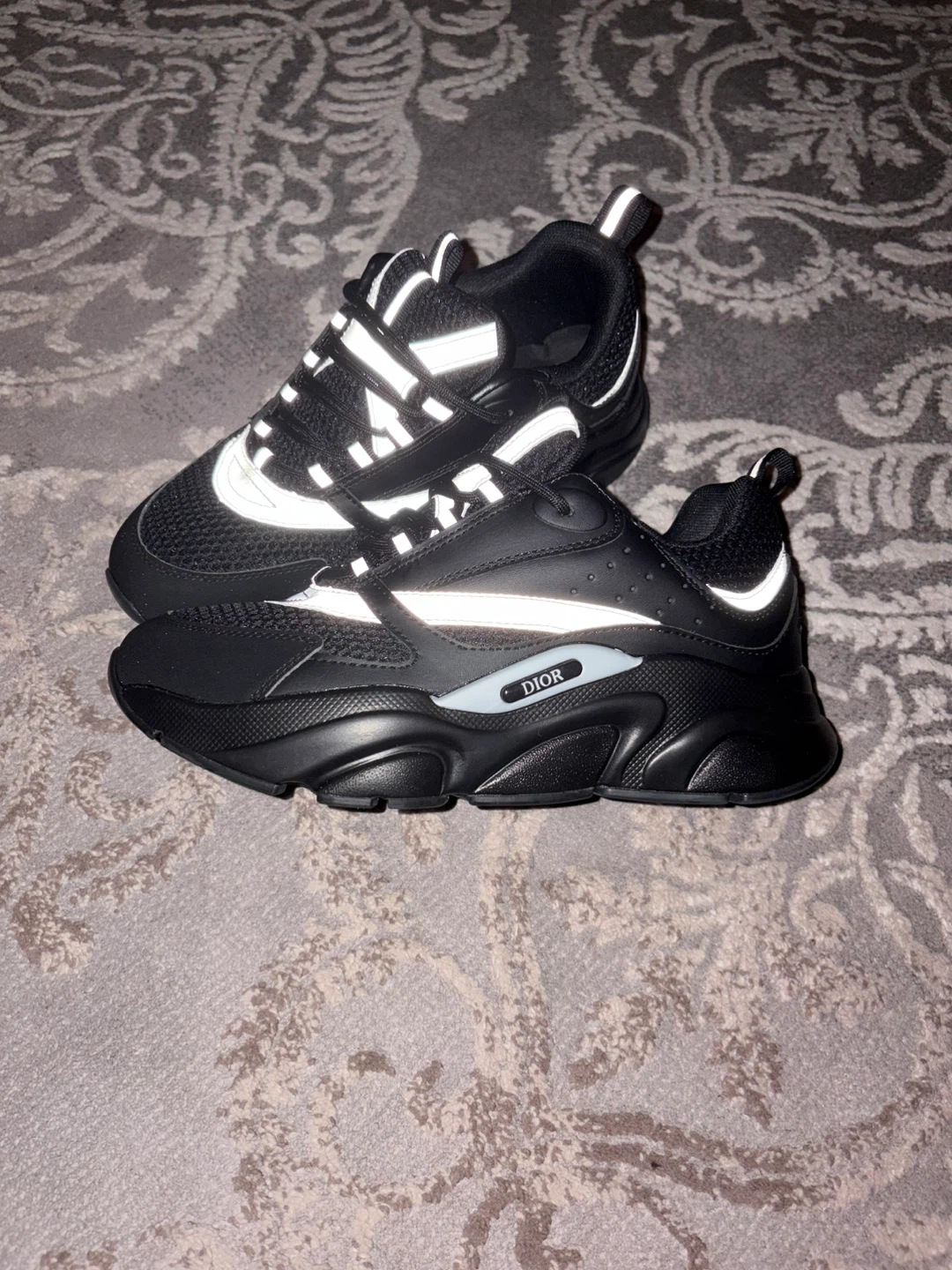 Dior b22 white reflective size 9 - photo 3