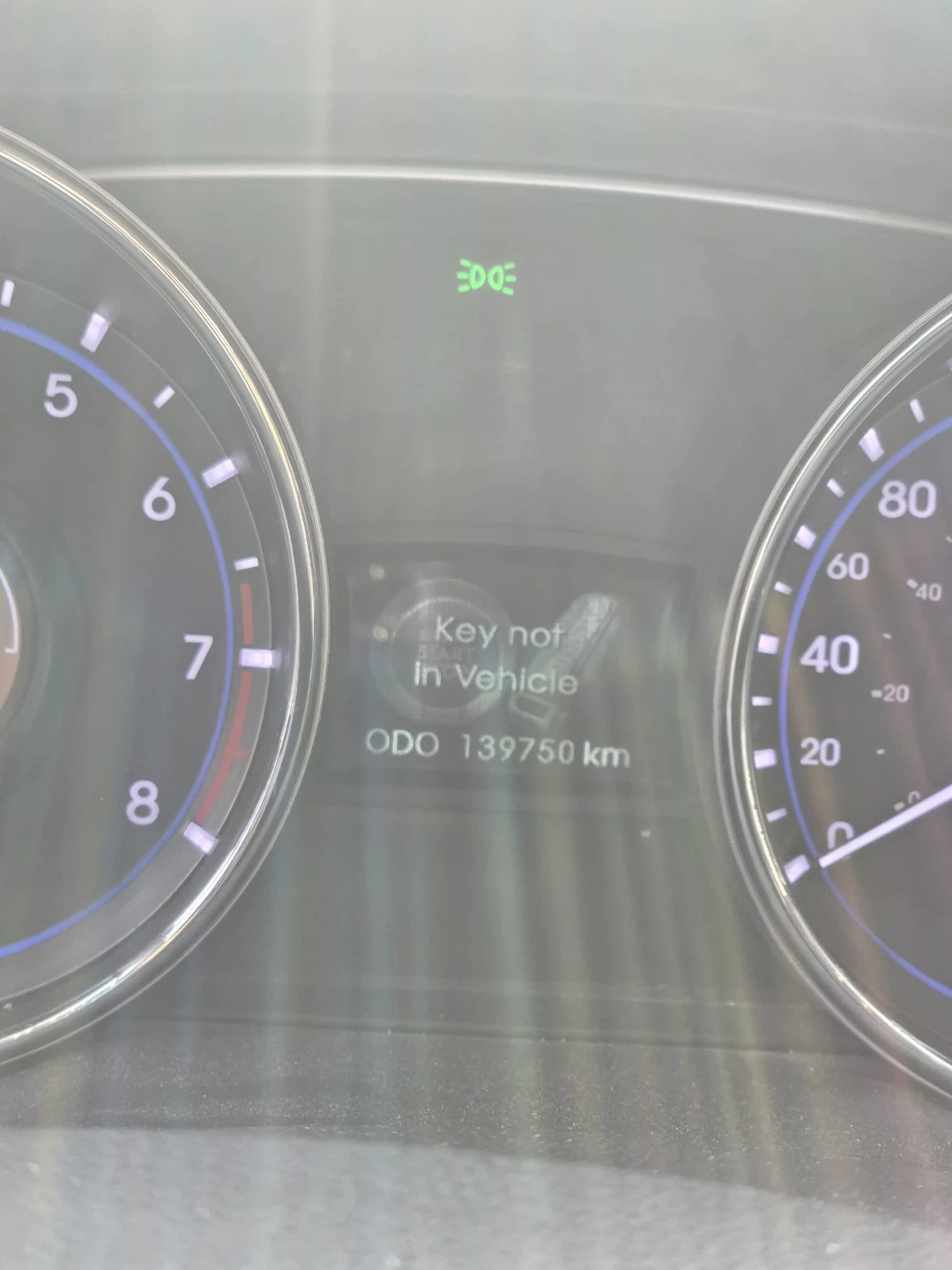 Hyundai Sonata - Grey Sedan - photo 4