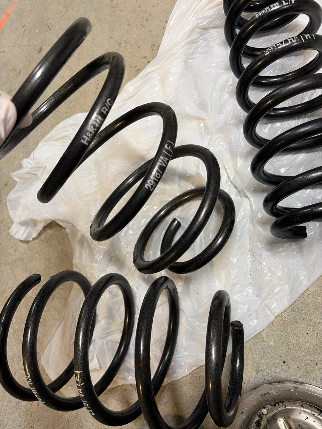 H&R Sport Lowering Springs for BMW Part #29187 - photo 2