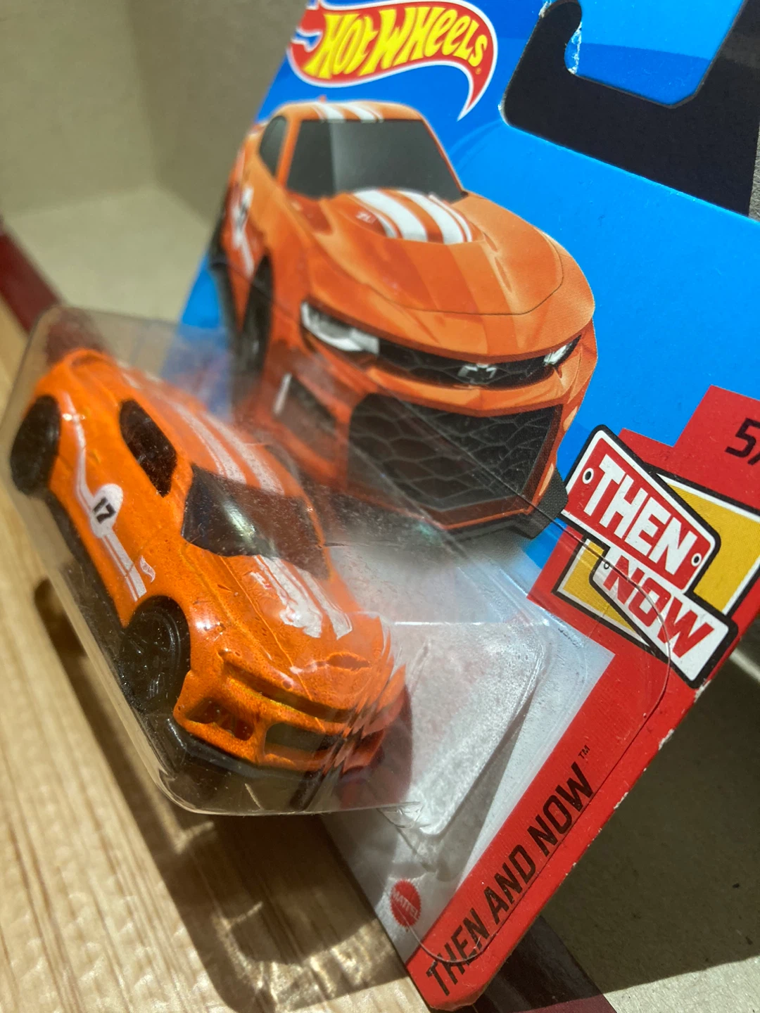 Hot Wheels / 2017 Camaro ZL1 / Orange - photo 2