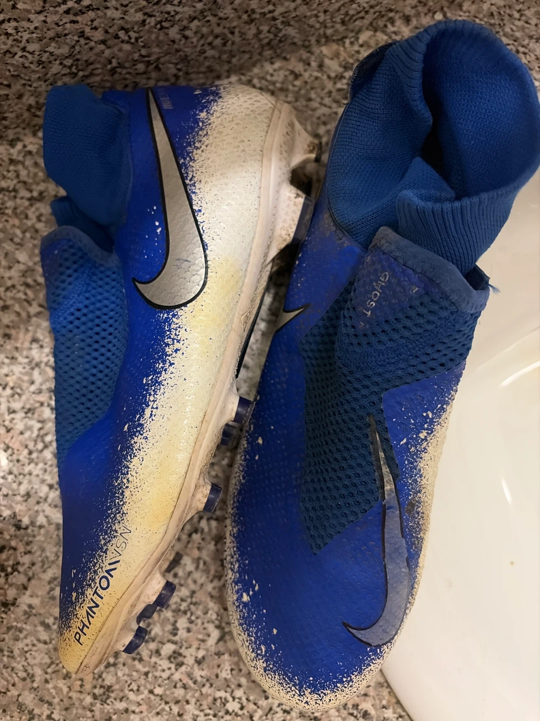 Nike Phantom Ghost FG Soccer Cleats