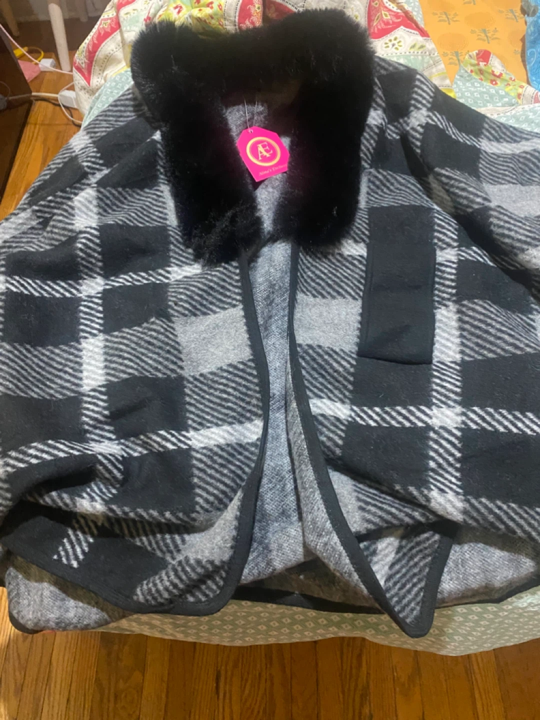 Brand new poncho cardigans - photo 3
