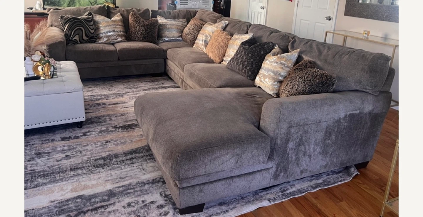 Large Sectional Sofa - photo 3