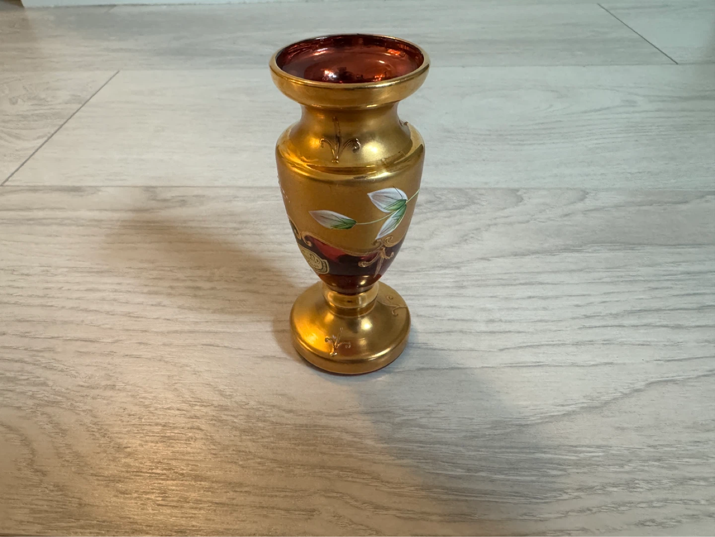 Vintage Murano Venice Ruby Hand-Painted Miniature Vase - photo 4