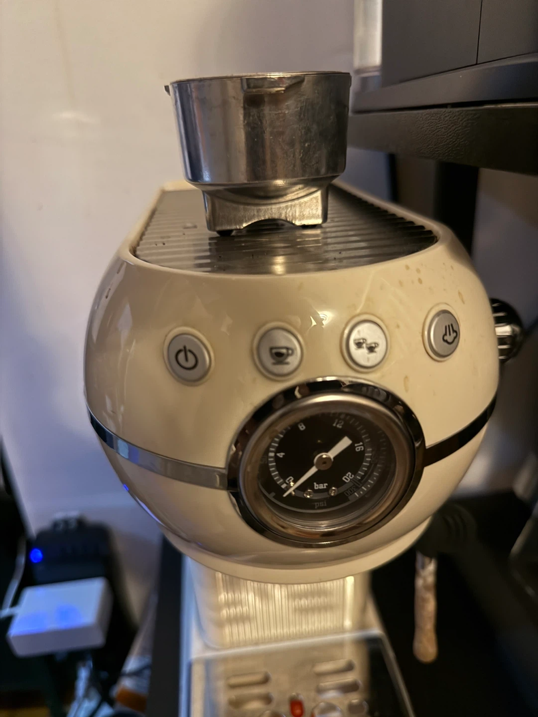 Cream Espresso Machine - photo 5