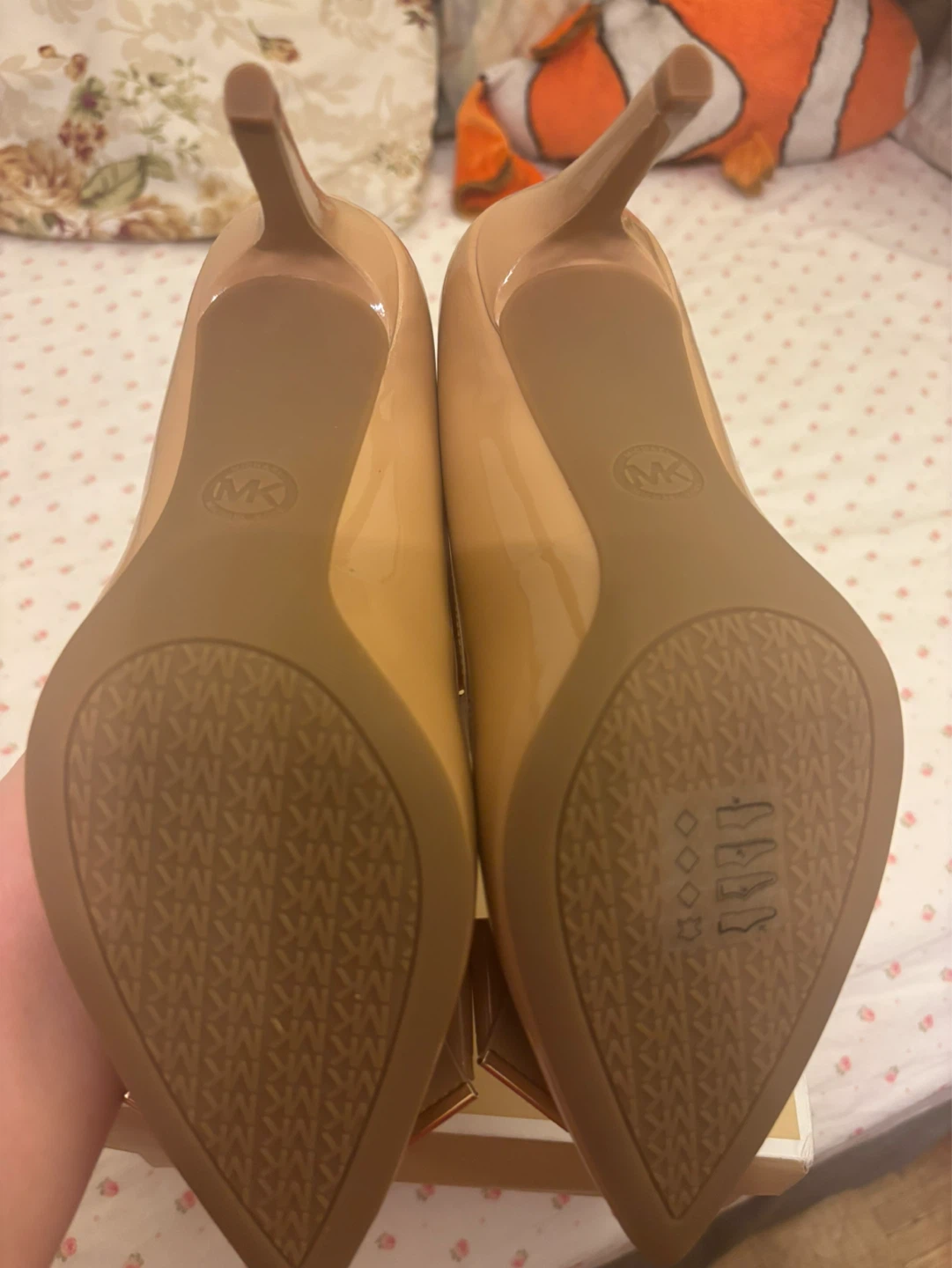 Michael Kors Belle Flex Pump "Toffee" - Size 8M - photo 4