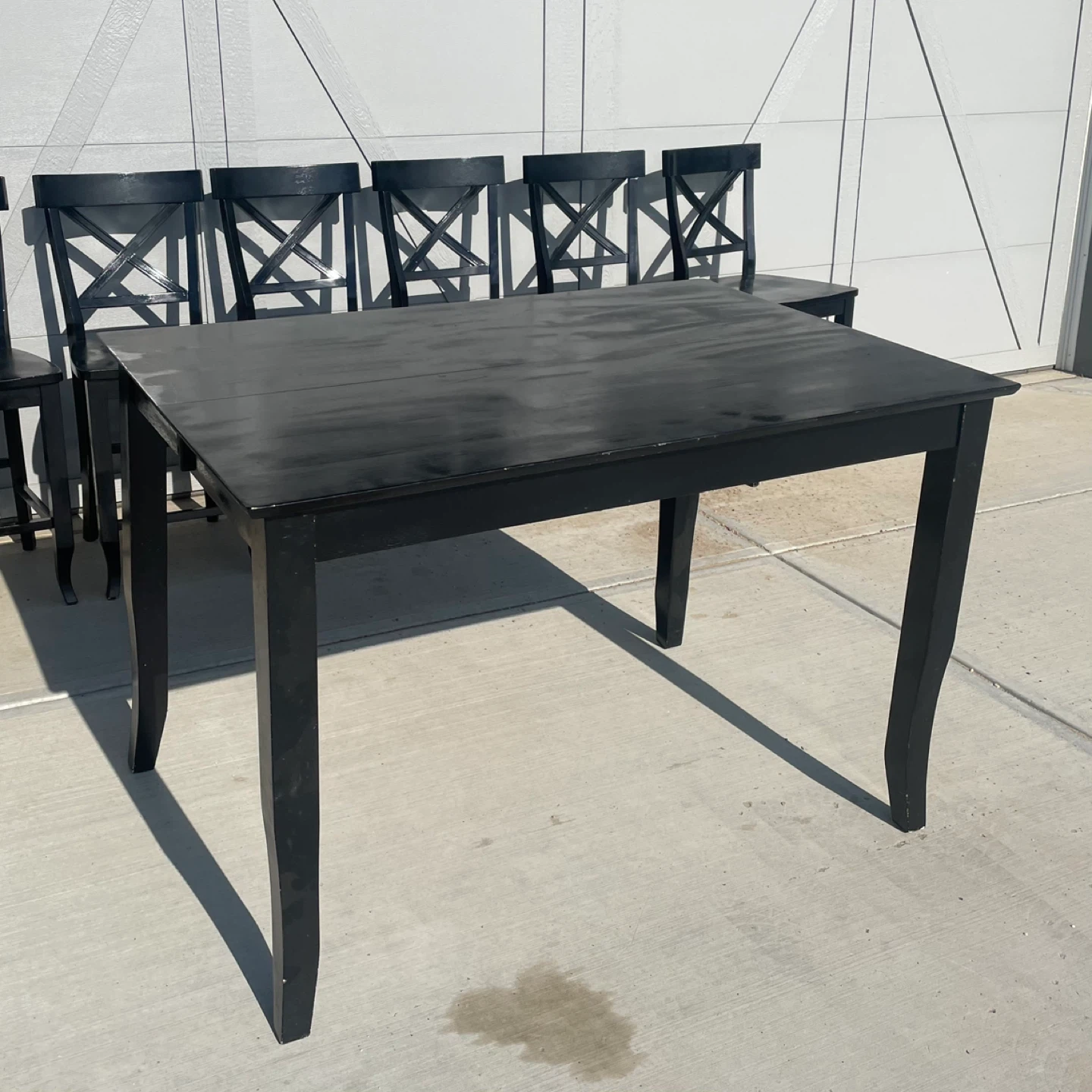 6 Chairs & Table - photo 2