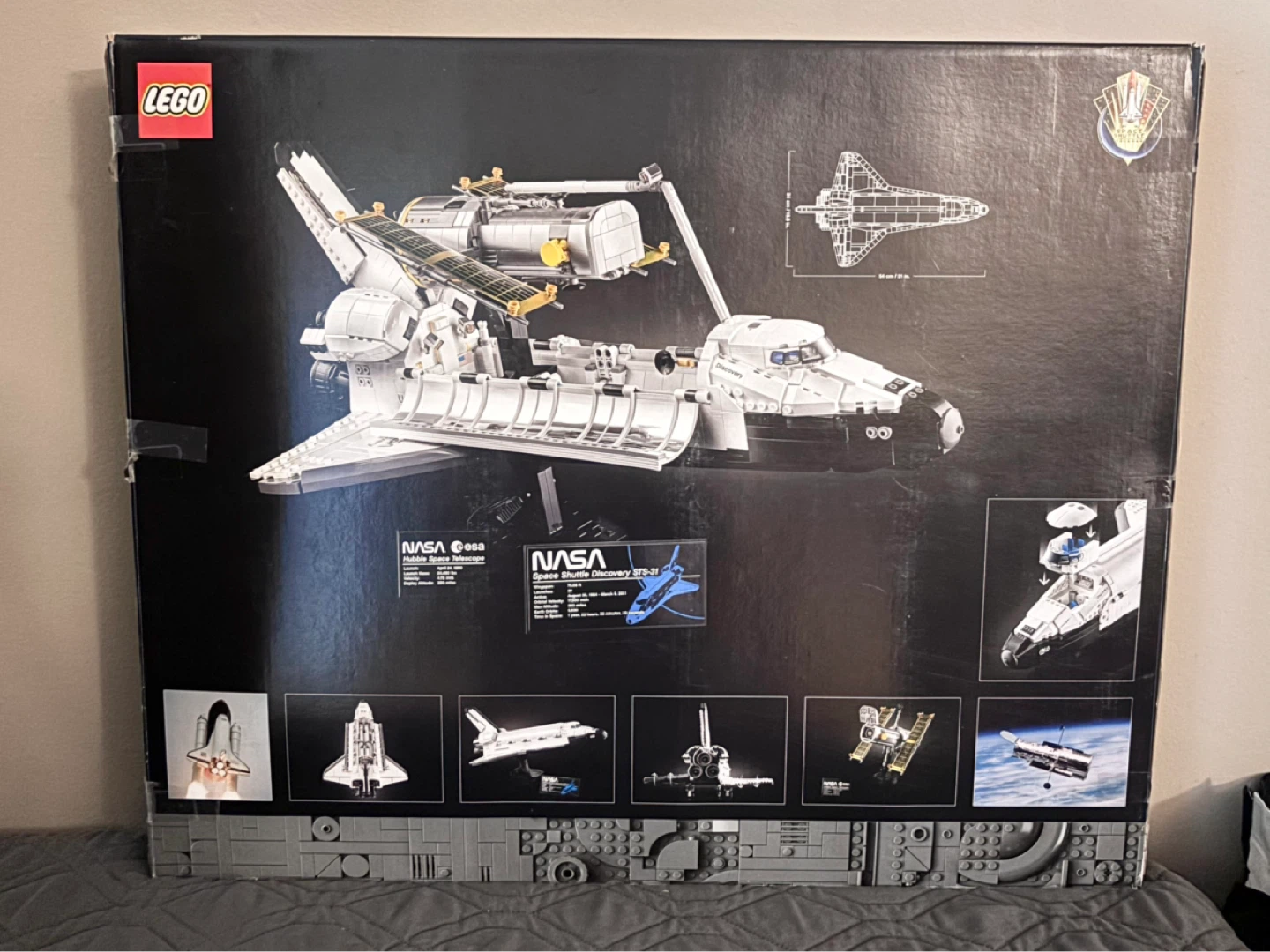 LEGO NASA Space Shuttle Discovery 10283 - photo 2