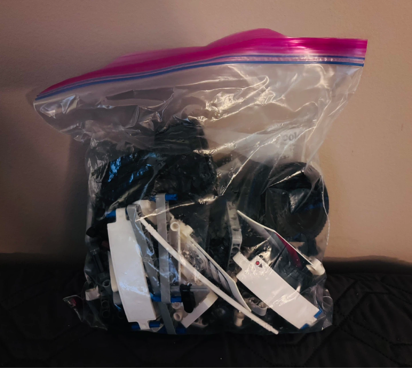 LEGO Technic Porsche 911 RSR (42096) - photo 3