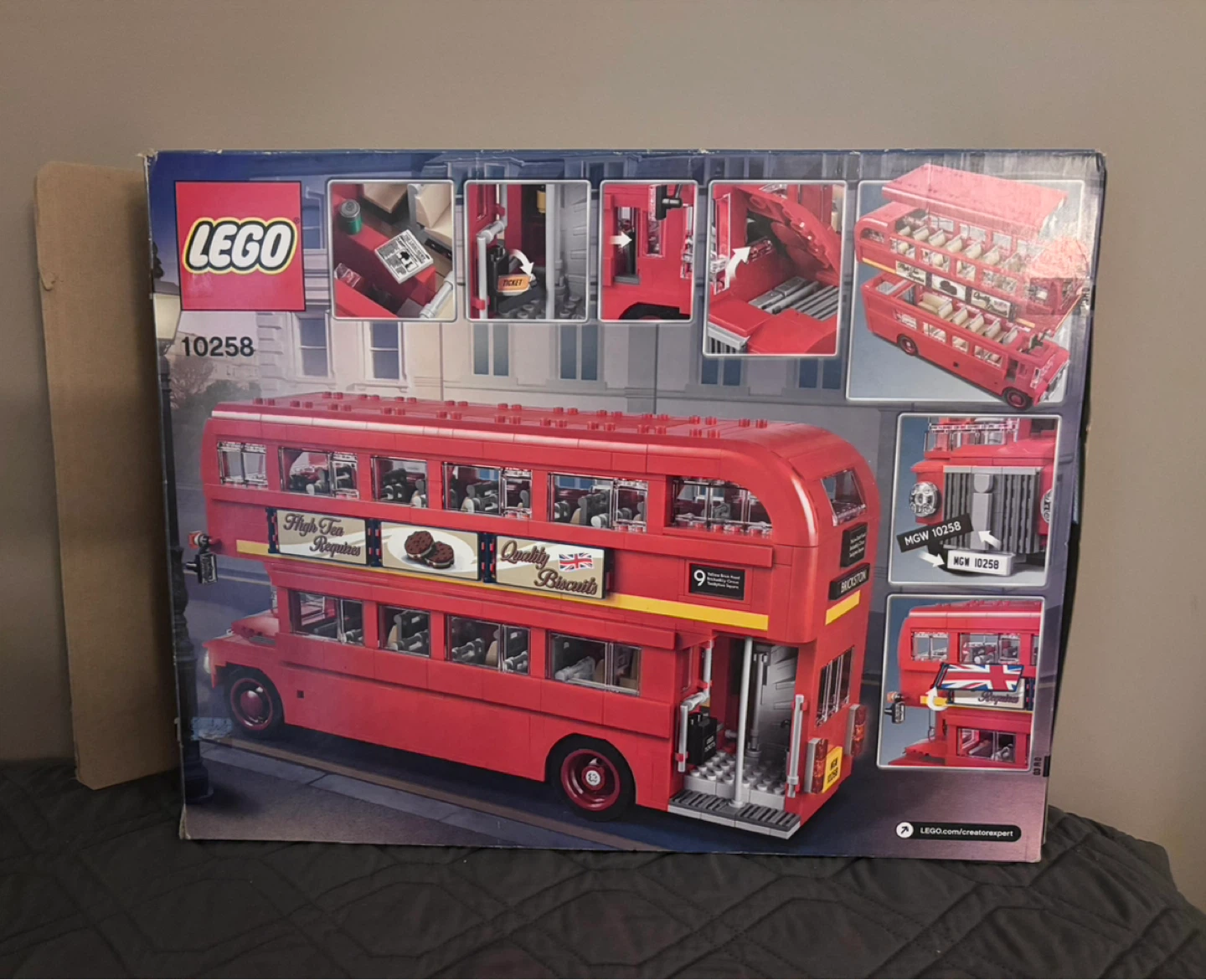 LEGO Creator Expert 10258 London Bus Set - photo 2