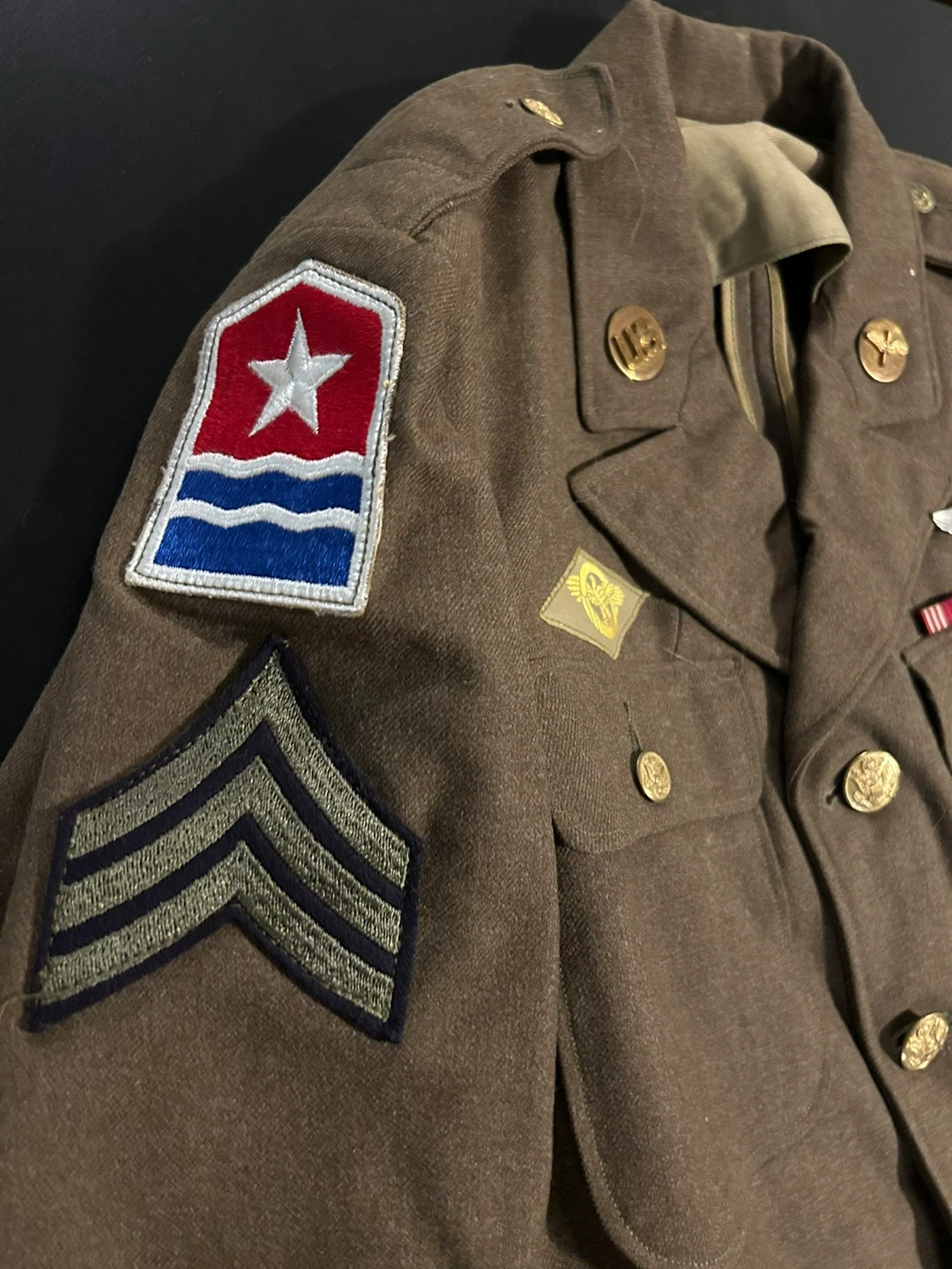 381st WW2 Sergeant Uniform - photo 3