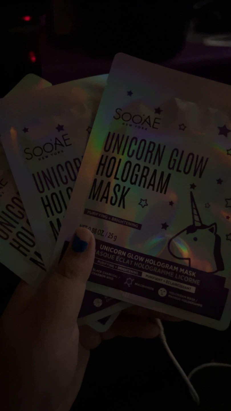 SOOAE Unicorn Glow Hologram Mask
