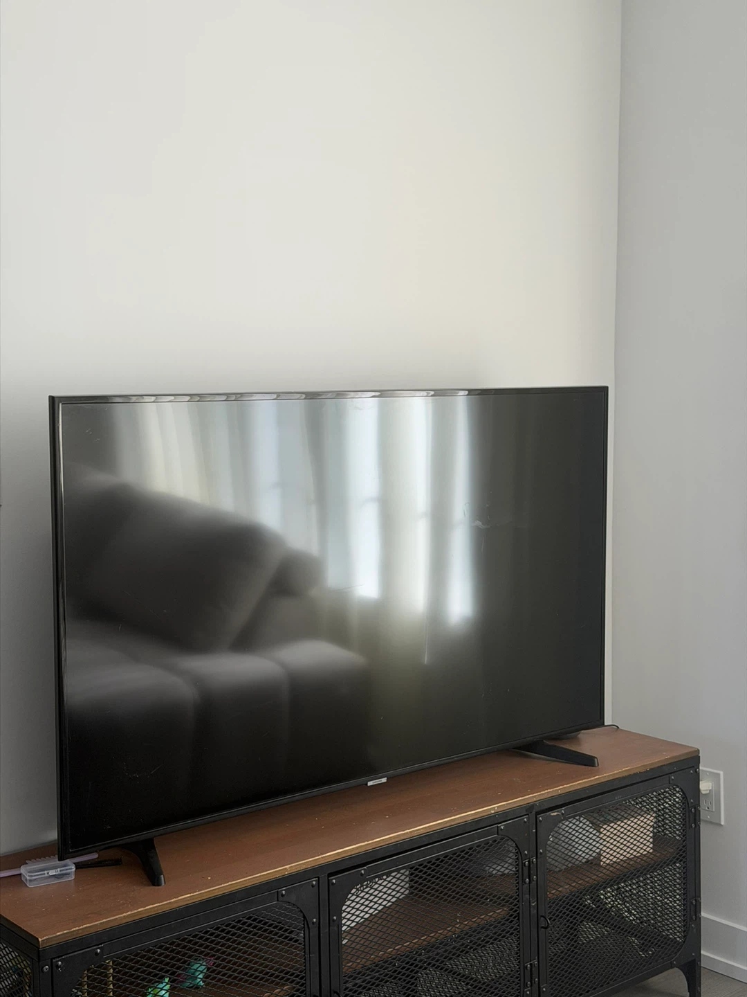 Samsung 50" 4K TV (For Parts/Repair)