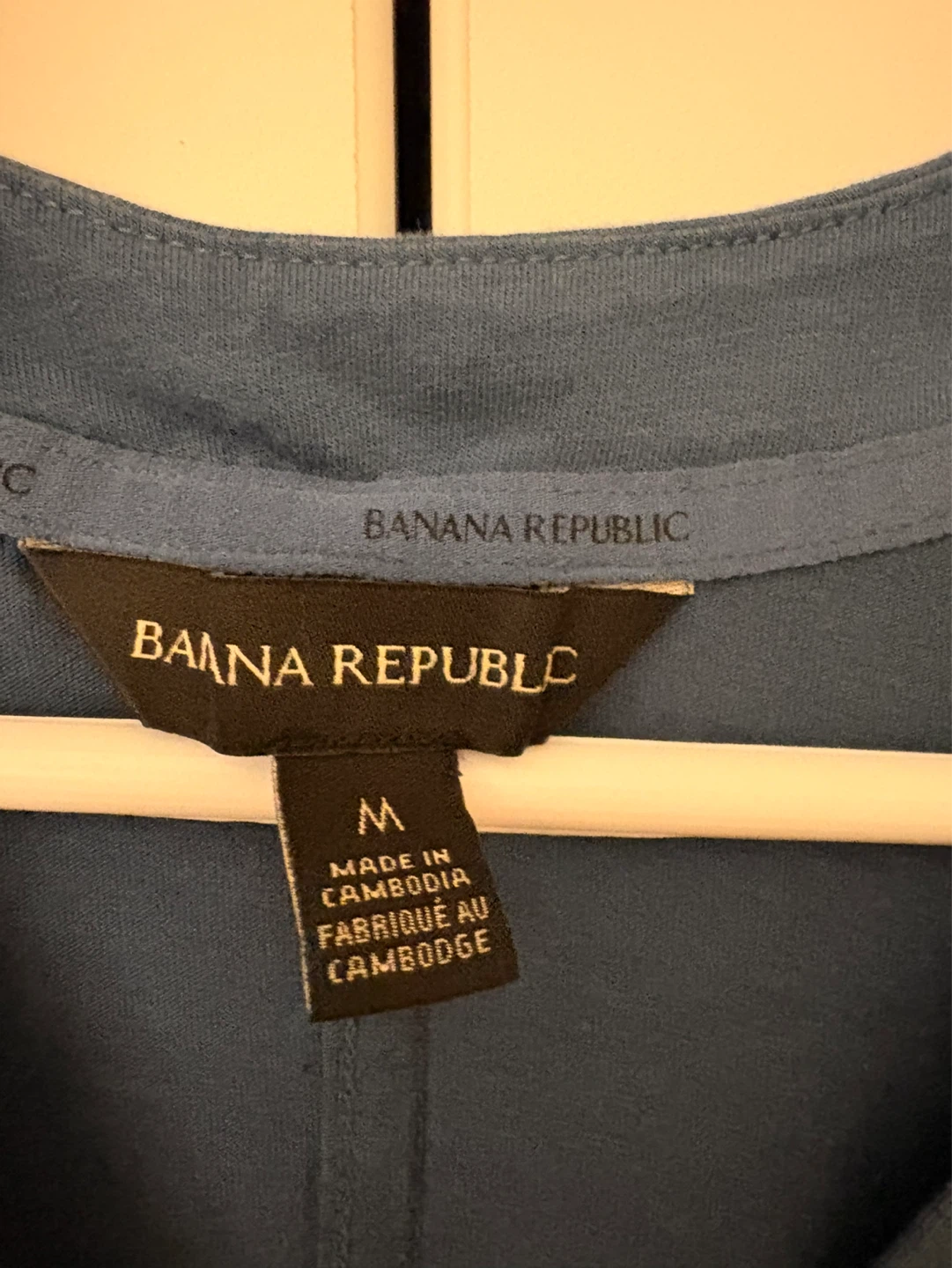 Banana Republic Blue V-Neck T-Shirt - photo 3
