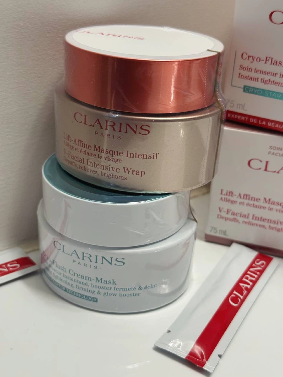 CLARINS — 2 Bestselling Face Masks( new sealed) - photo 3