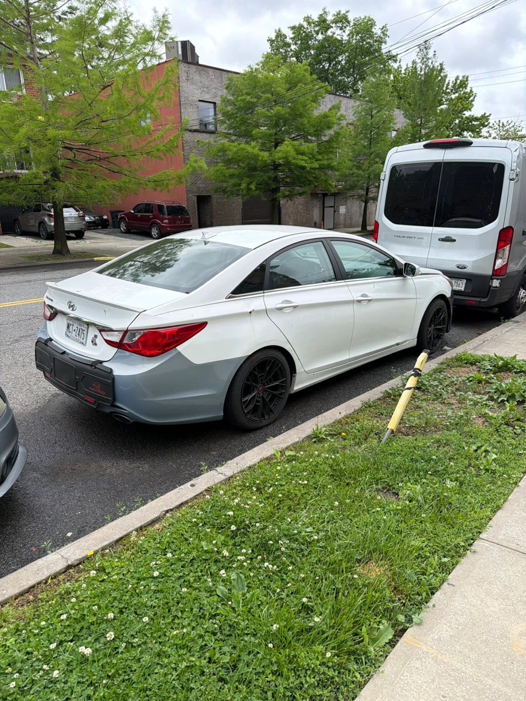 White Hyundai Sonata Sedan - photo 2