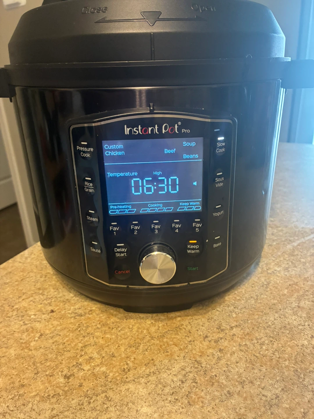 Instant Pot Pro Pressure Cooker