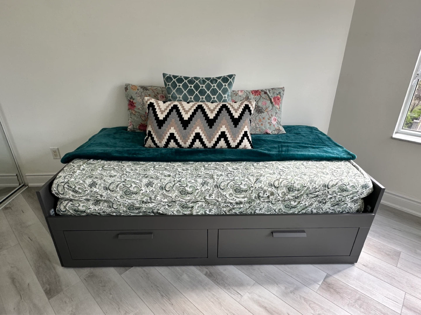 Daybed including mattress (from Ikea) - photo 2