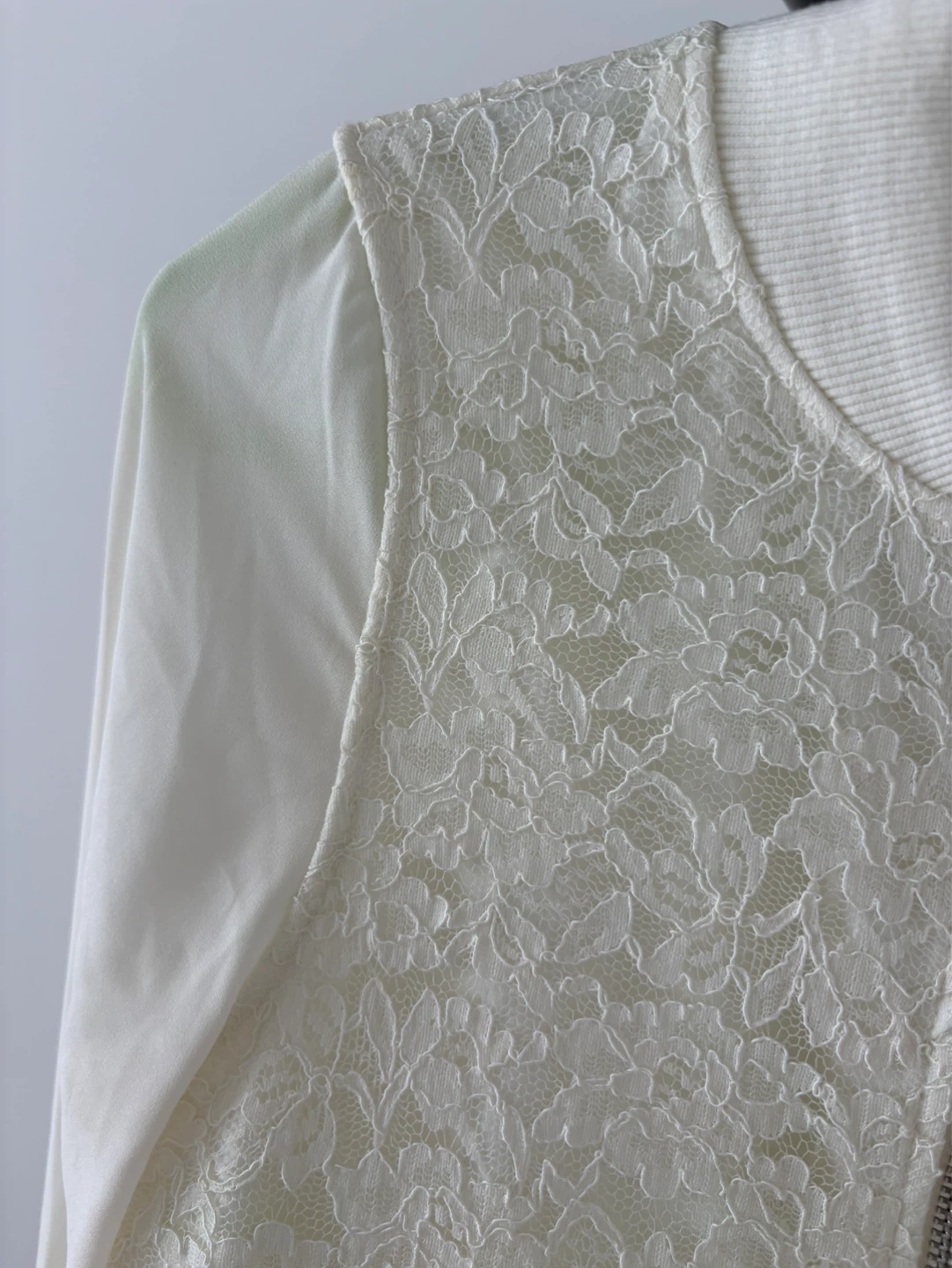 Japanese brand INGNI White Lace Bomber Jacket - photo 2