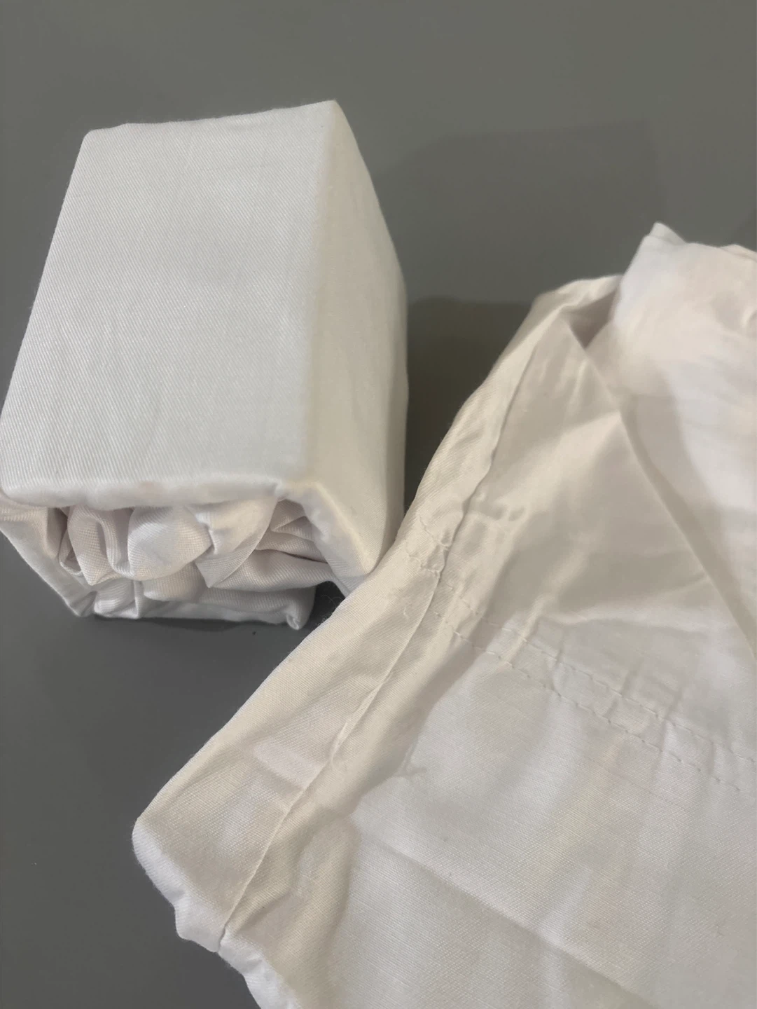 New Set of 2 White Pillowcases - photo 3