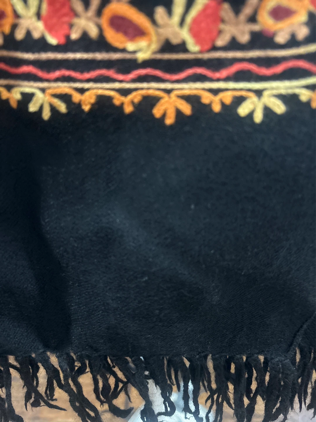 Oversized Embroidered Black Shawl/ Scarf with Floral Pattern - photo 5