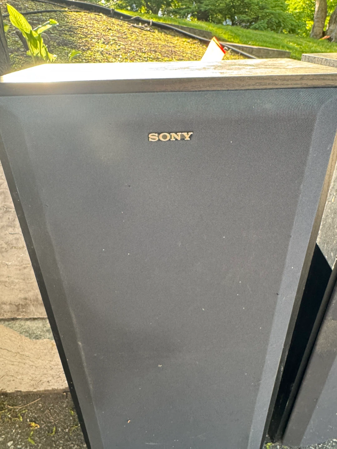 Sony Speaker System (Pair) just need to get wires - photo 2