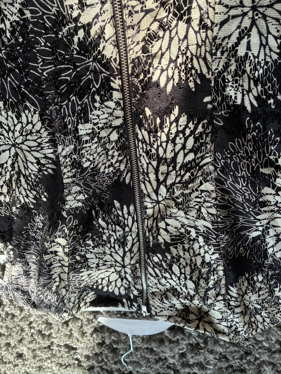 Danny & Nicole Black Floral Print Fit & Flare Dress Size 12 - photo 4