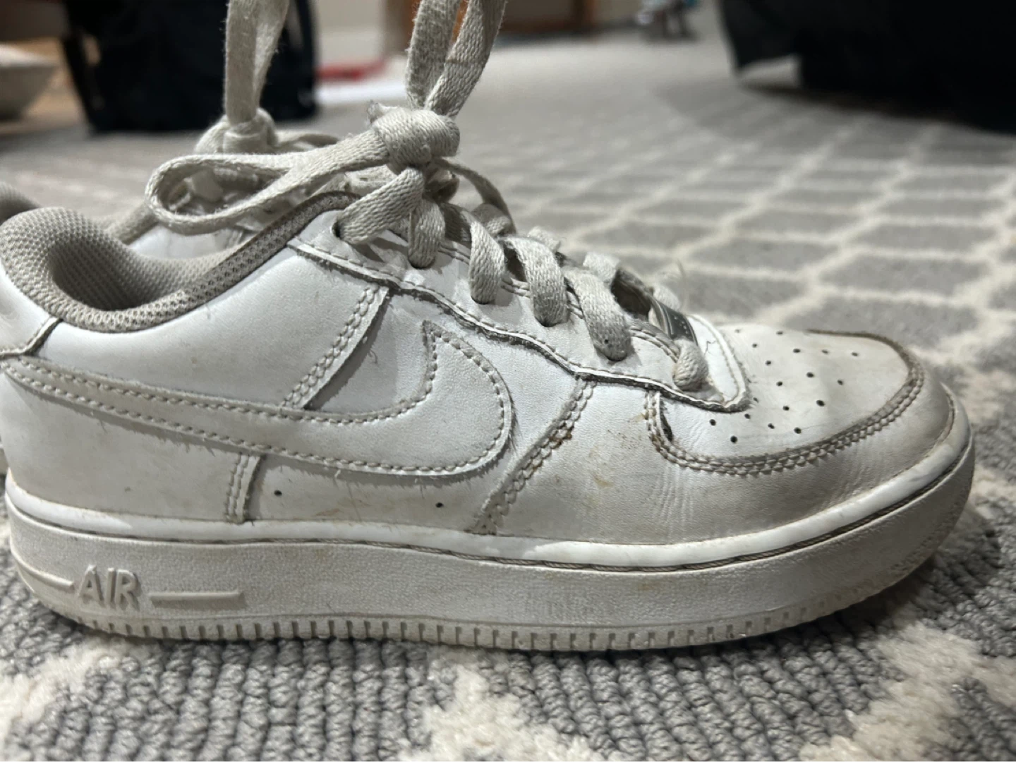 Nike Air Force 1 White 4y - photo 2