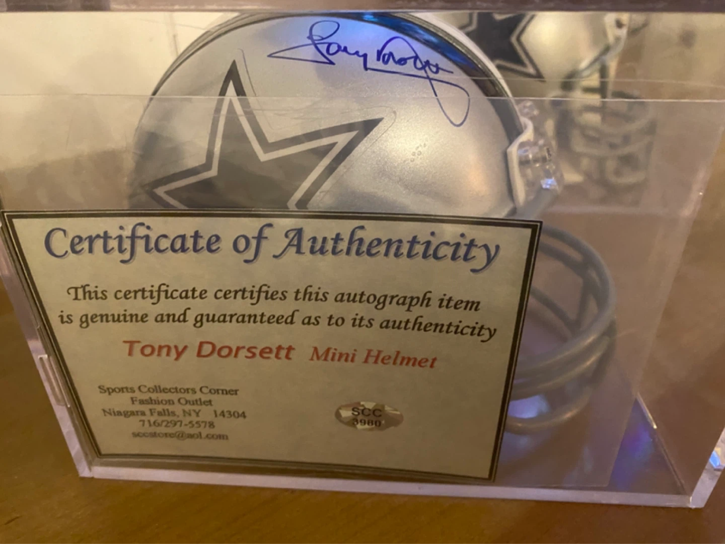 Riddell Dallas Cowboy Helmets Signed by Staubach & Tony Dorsett - photo 2