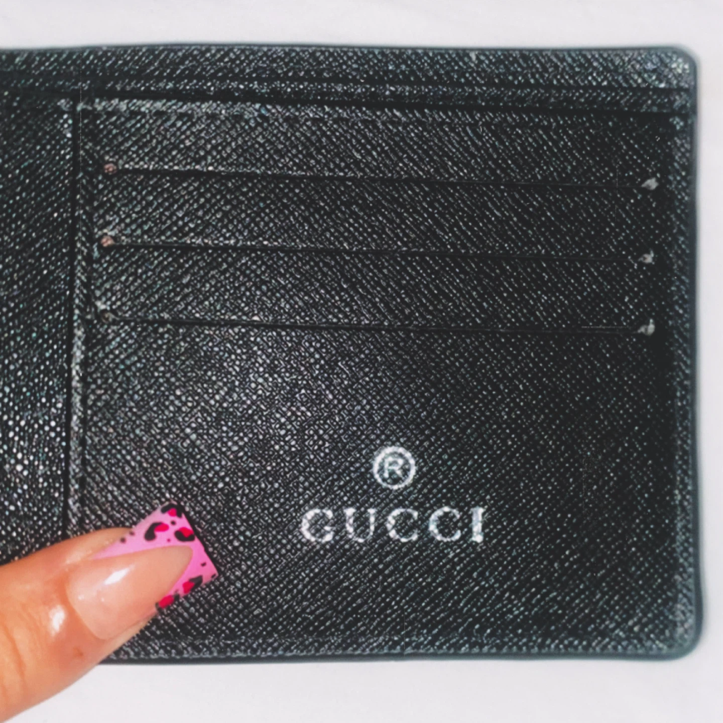 Gucci Snake Bi-Fold Wallet - photo 3
