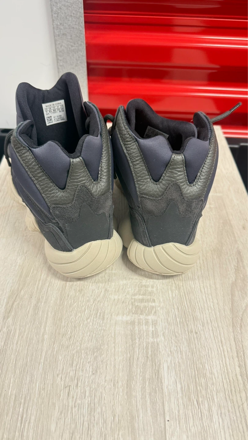 Adidas Yeezy 500 High - photo 3