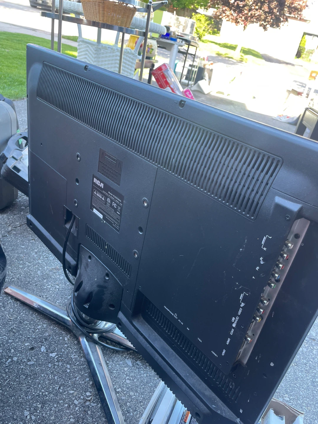RCA Flat Screen TV - photo 3