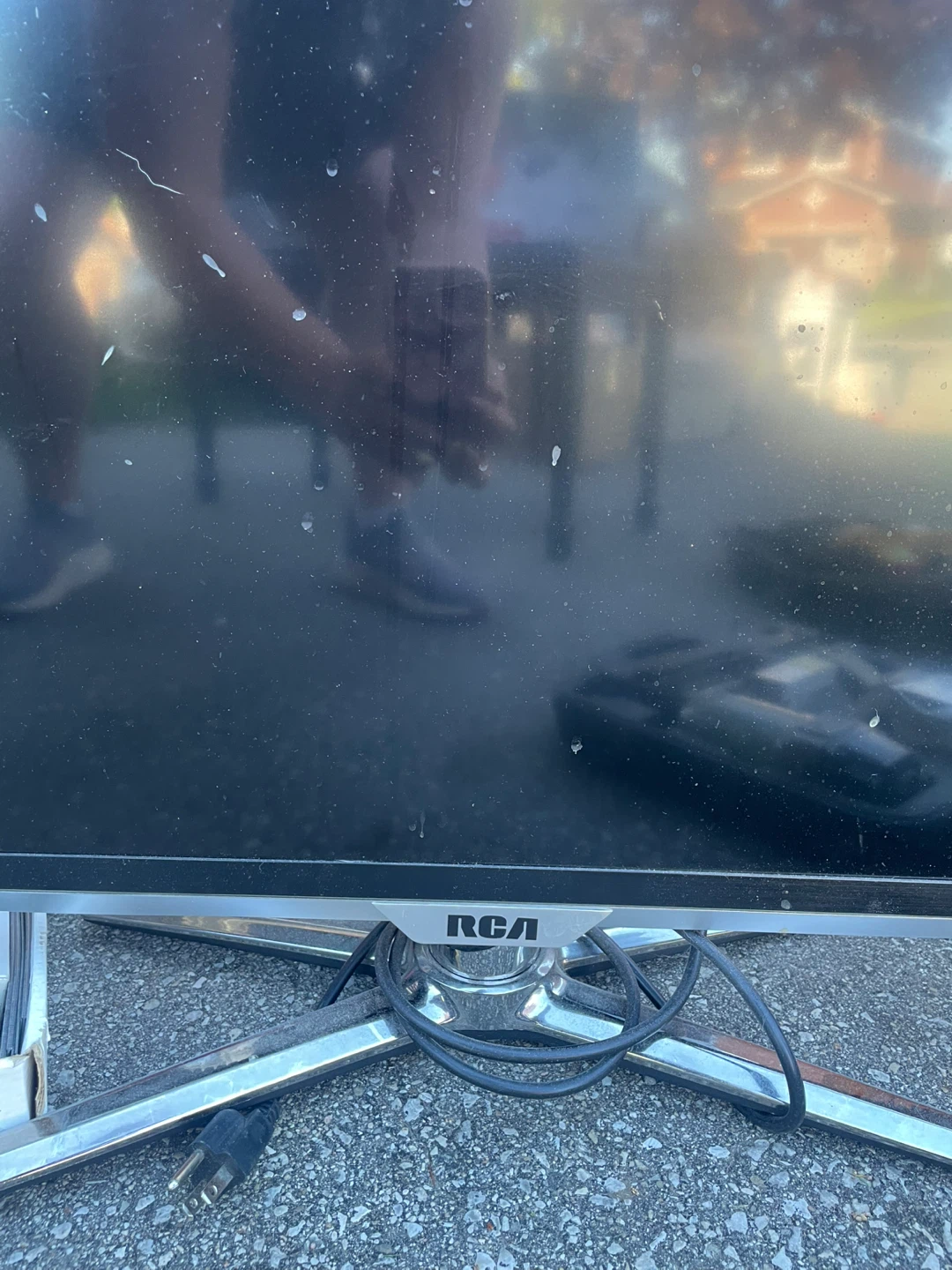 RCA Flat Screen TV - photo 2