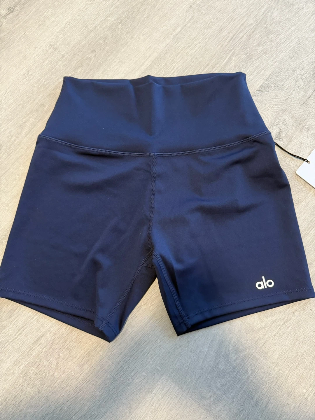Alo Yoga 5" Airlift Energy Short - Black, Navy, Espresso - photo 2