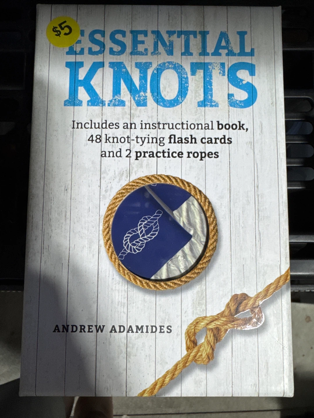 Essential Knots Instructional Book with Flash Cards and Ropes