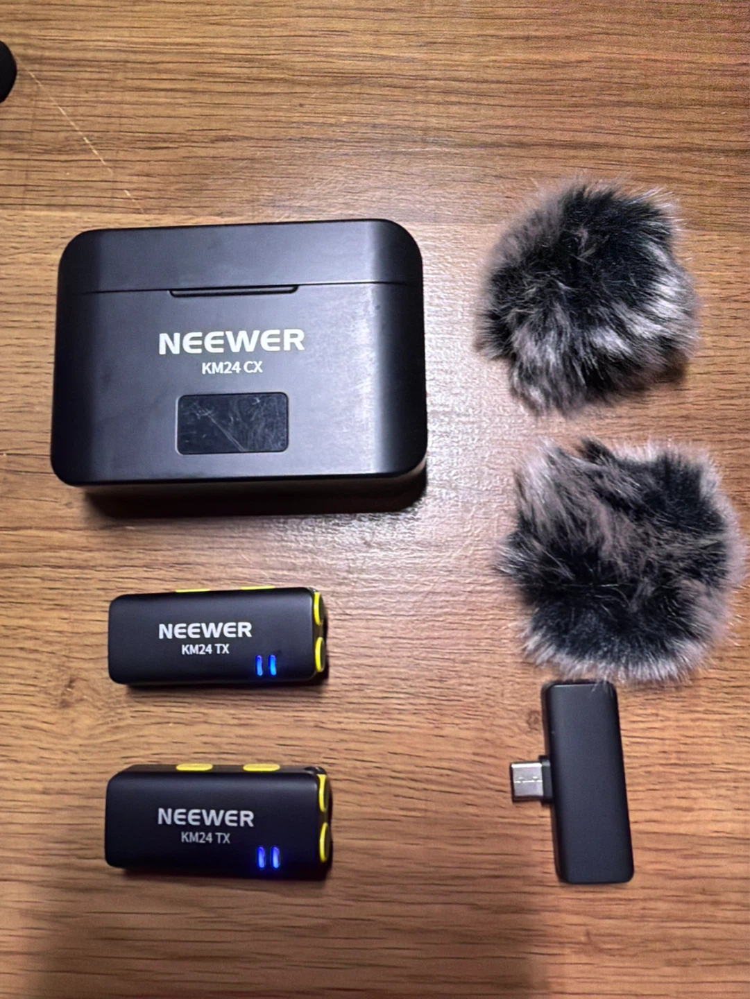 Neewer KM24 TX Wireless Microphone System - photo 4