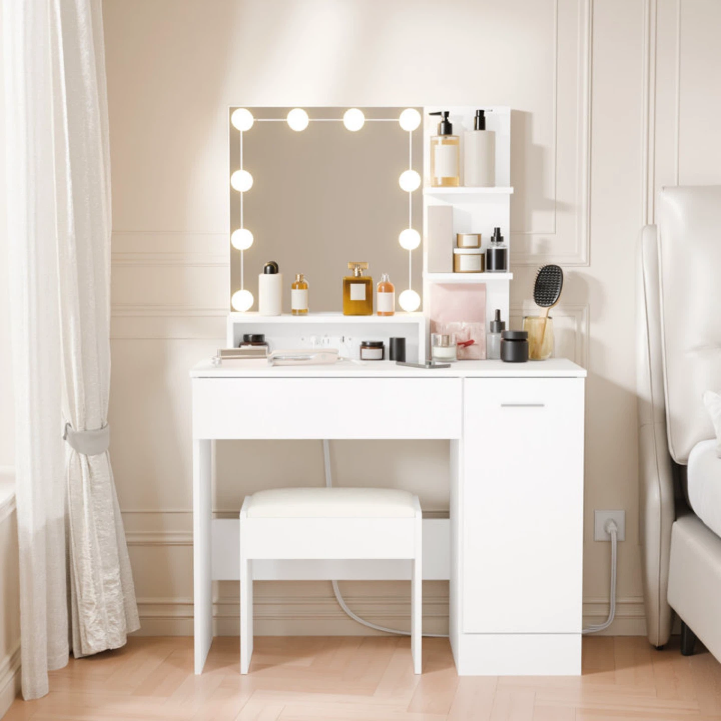 New make up vanity with led light, come with stool. - photo 2