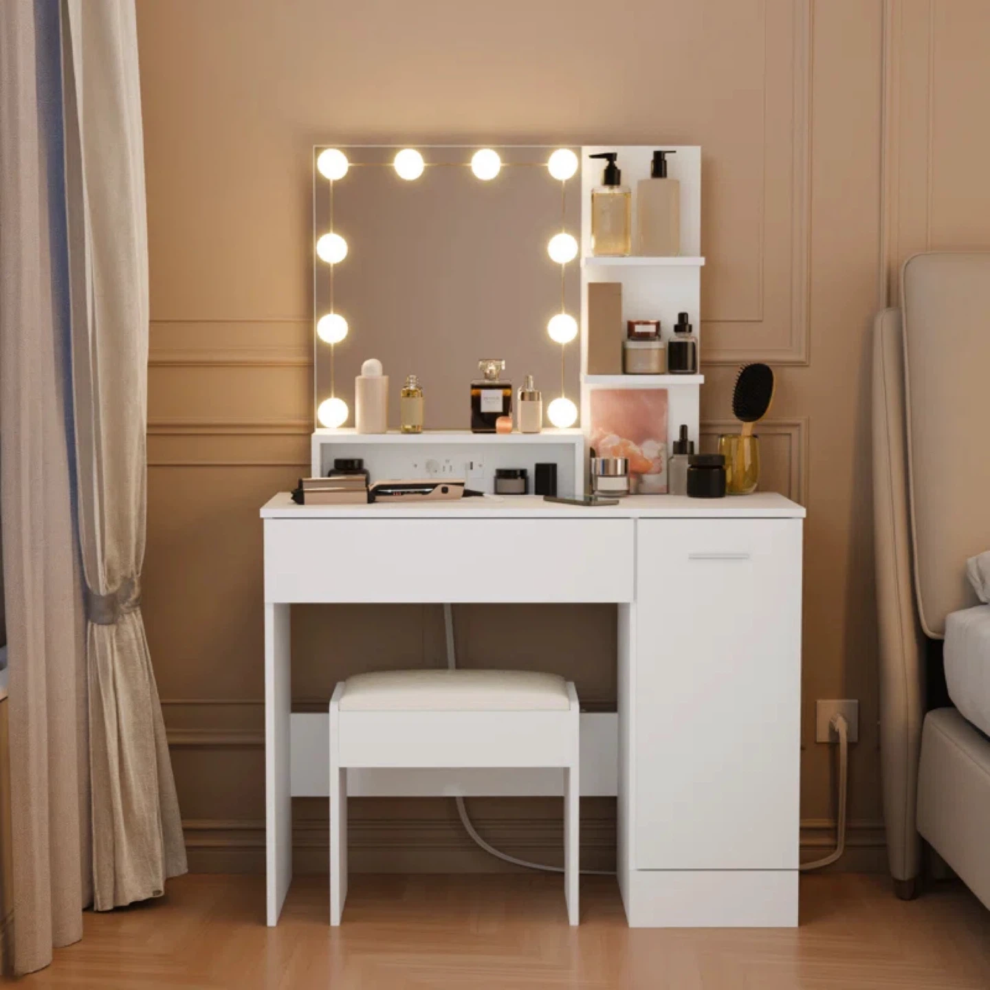 New make up vanity with led light, come with stool.