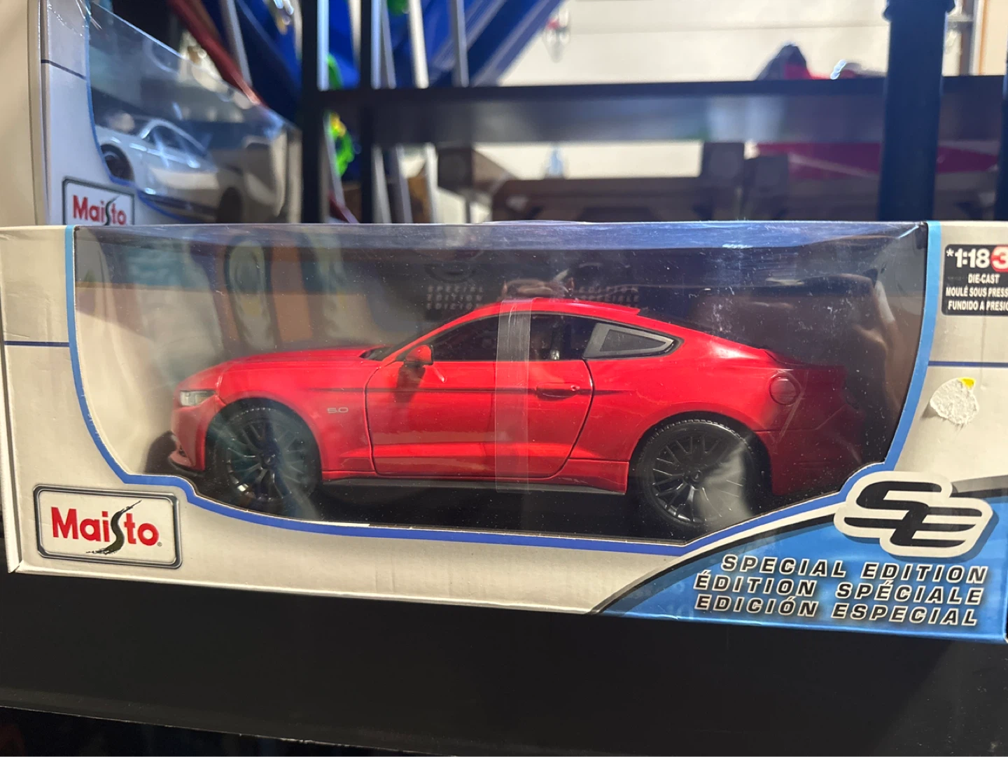 Maisto Ford Mustang GT Die-Cast Model Car