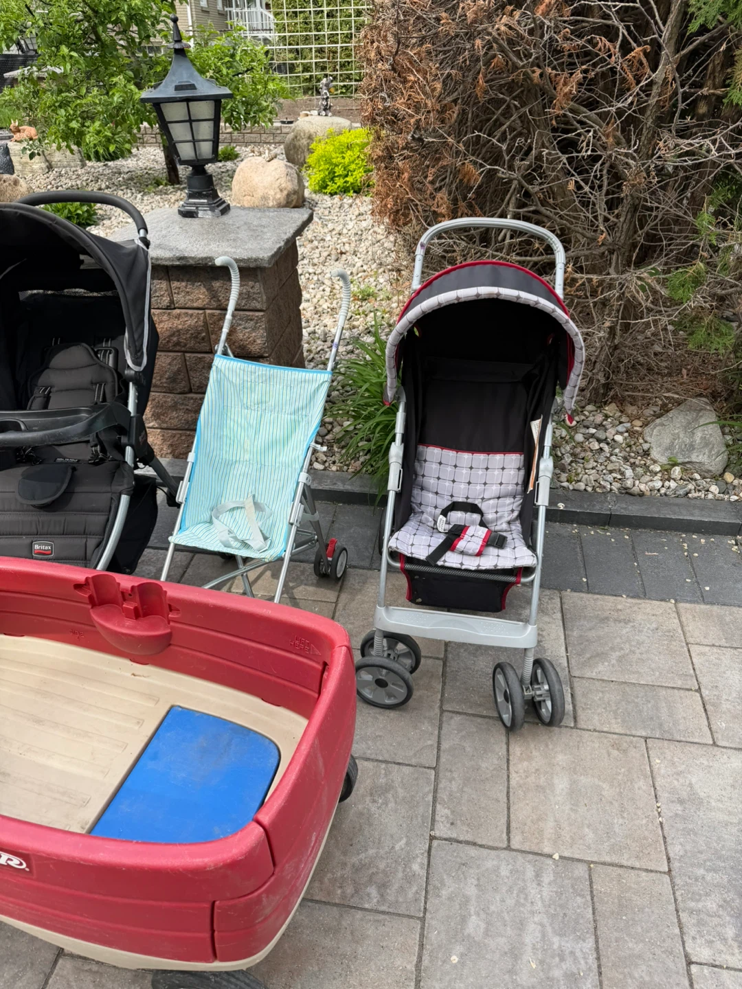 Radio Flyer Wagon and Strollers - photo 2