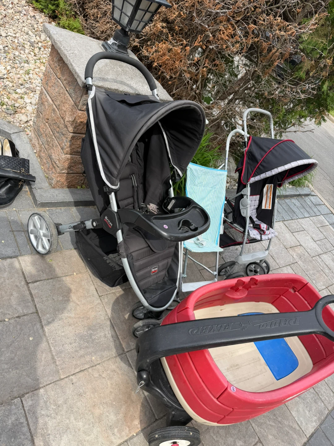 Radio Flyer Wagon and Strollers - photo 3