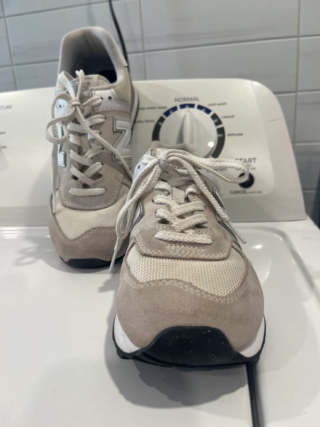 NB RUNNING SHOES - photo 2