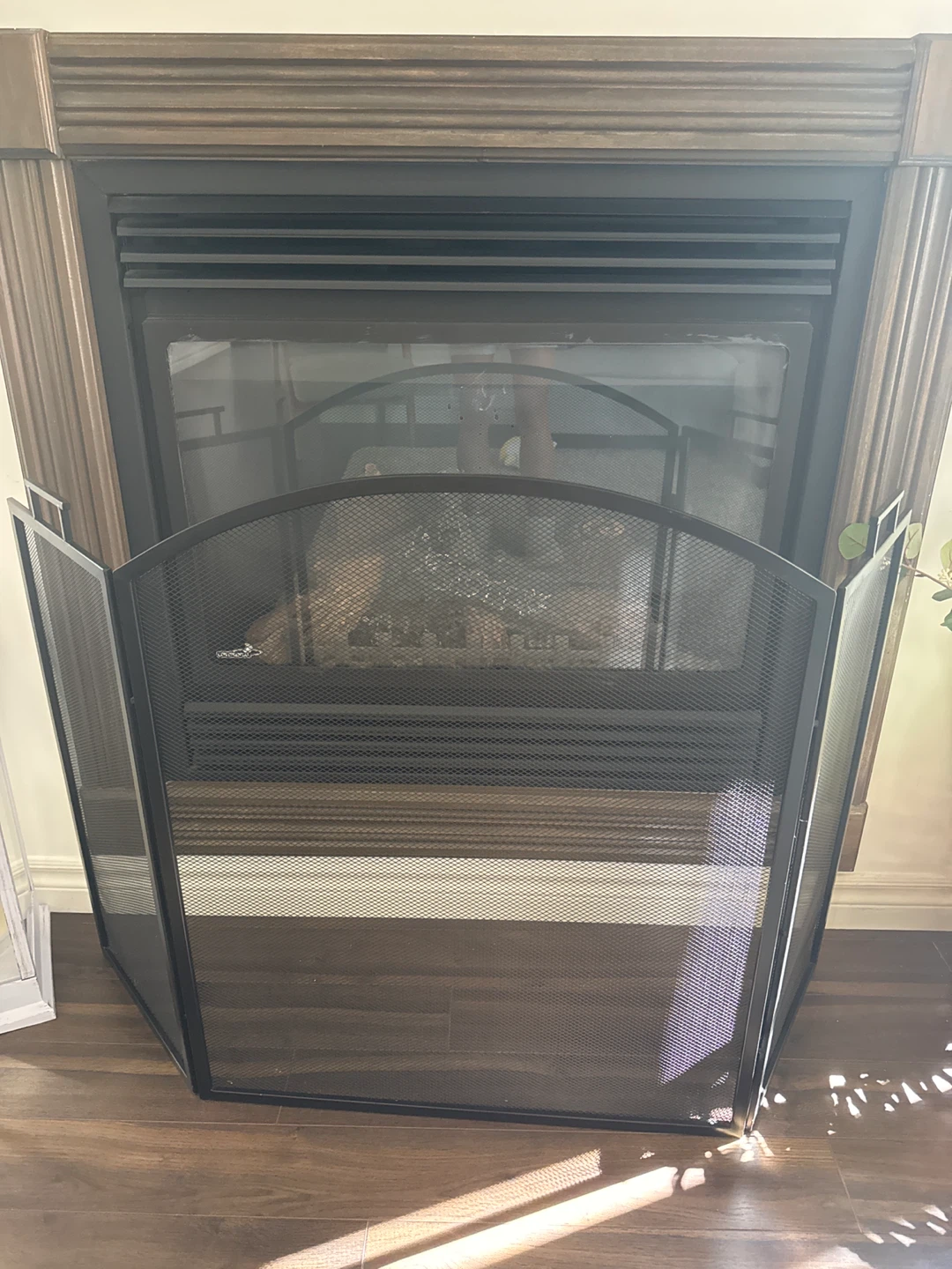 3-Panel Black Metal Fireplace Screen - photo 2