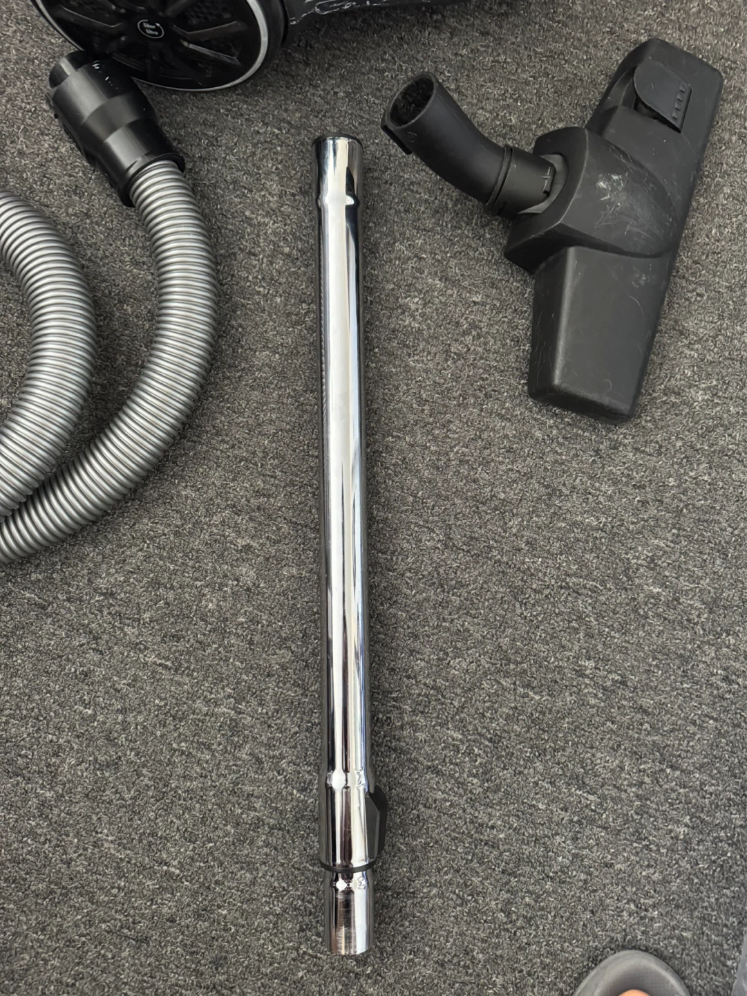 Bissell CleanView Vacuum with Attachments - photo 2