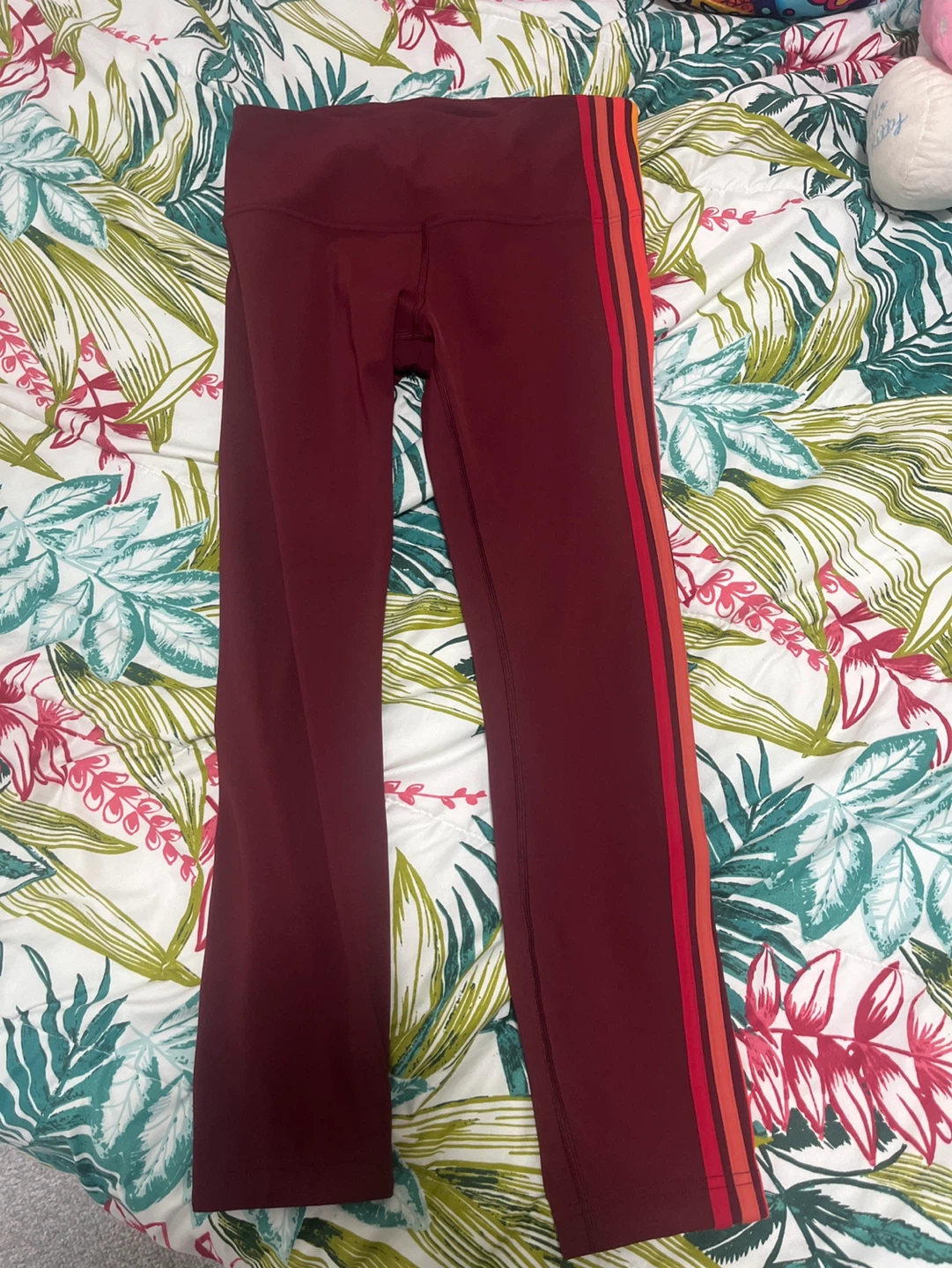 Lululemon Burgundy Striped Leggings - photo 2
