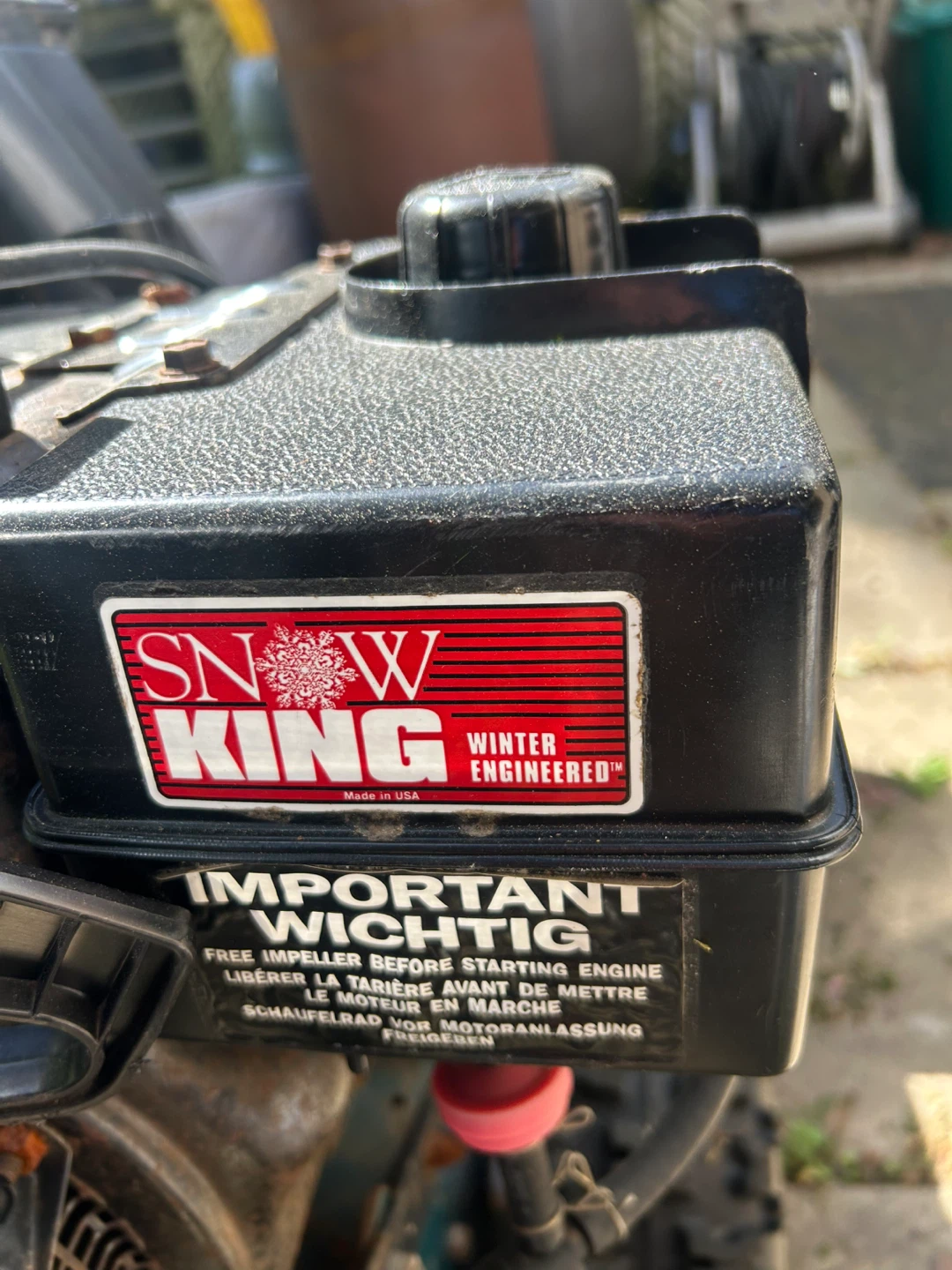 Dynamark Plus Snow King 8/26 Dual Stage Snowblower - photo 4